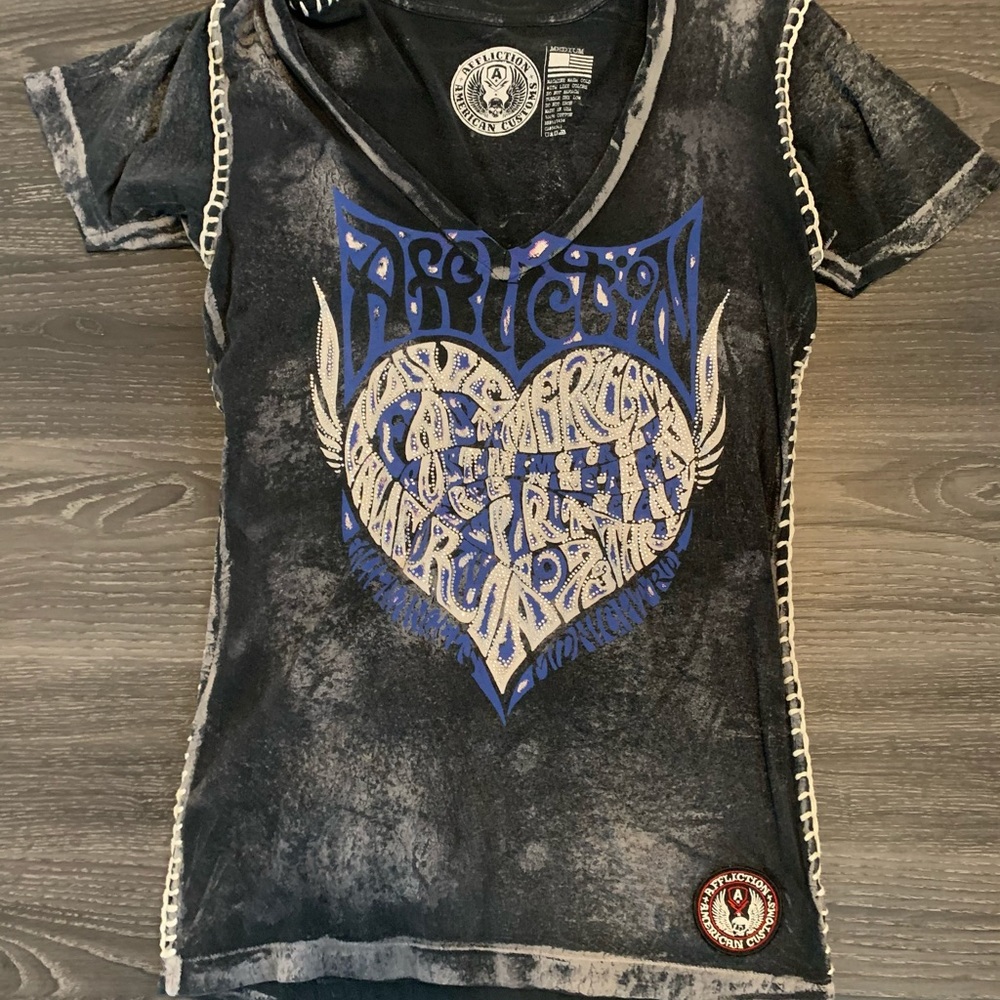 Affliction shirt medium